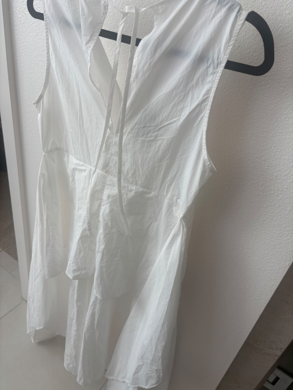 Dress - Picture 4 of 4